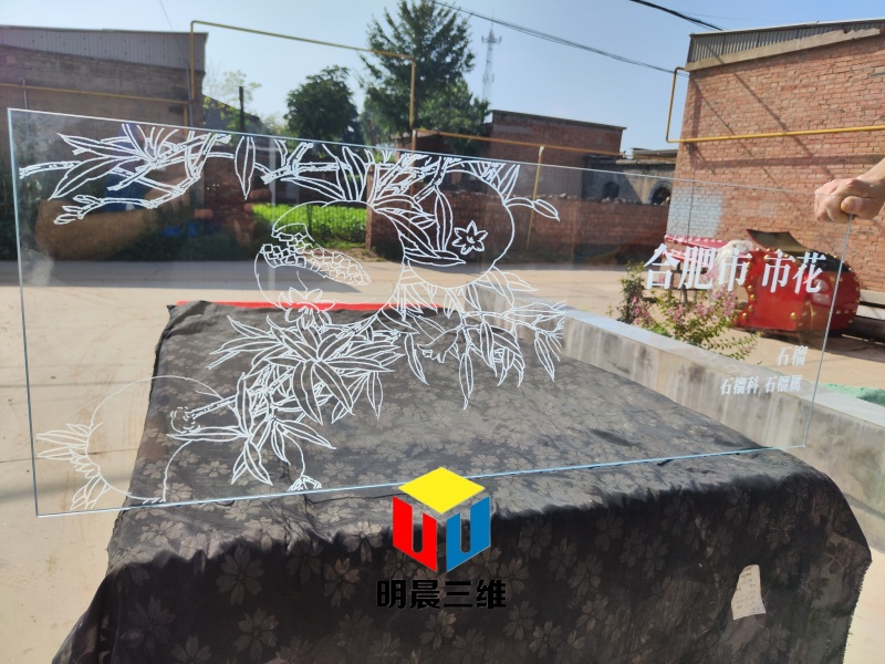 開(kāi)啟展覽展示新視界：激光內(nèi)雕玻璃應(yīng)用之旅